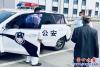 暖心！警車護(hù)送老人回家4