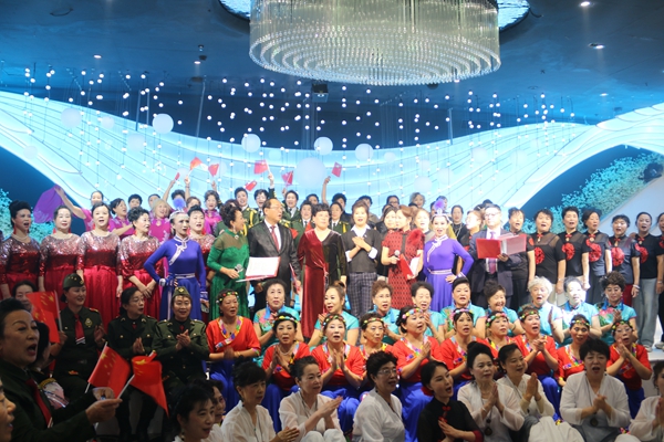 營(yíng)口：風(fēng)情燃濱城  快樂(lè)不打烊